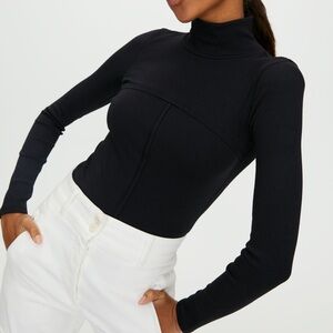 WILFRED Free Moon Turtleneck